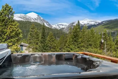 Image de Beautiful Blue River Home w/Stunning Views!