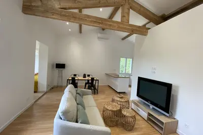 Image de Maison de vacances avec vue panoramique et  grand jardin naturel.