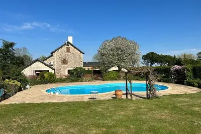 Image de Beautifully renovated Farmhouse in rural France with private pool