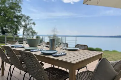 Image de Villa mit Privatem Seezugang