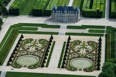 Image de Charming Family French Home!