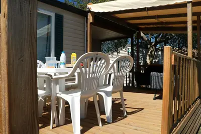Image de bungalow  proche de la réserve de Sigean