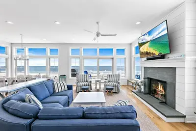 Image de Oceanfront with Hot Tub: private beach access! South of Beach Haven. Sleeps 12+