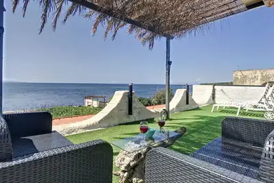 Image de Villa Independent Lux[Direct Access to the Sea Bbq]
