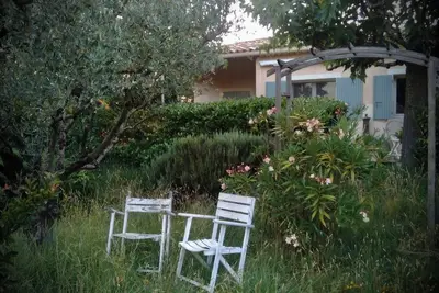 Image de Maison de vacances idéale à Séguret face aux vignes et Dentelles6 personnes