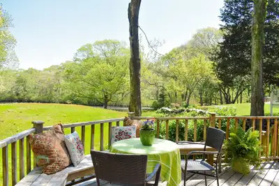 Image de Cozy cottage surrounded by nature - 5 min to town and beaches