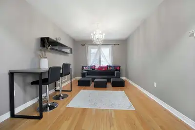 Image de Furnished Sleek 2-Storey House-Ground and 2nd Floors of the House