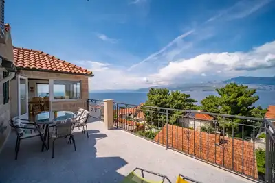 Image de Adriatic Sea View Penthouse Apartment with parking - 5 min walk to beach