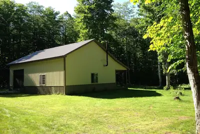 Image de Rustic Cabin, 6 miles from Mackinac Bridge, sleeps 6 on 10 secluded acres