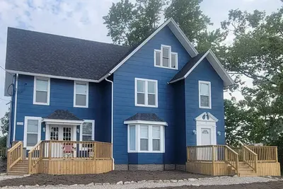 Image de Make time for Lake Time! Close to Ferries, Beaches, & Cedar Point! Entire House