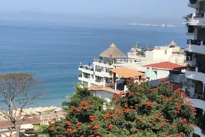 Image de Condo in Zona Romantica