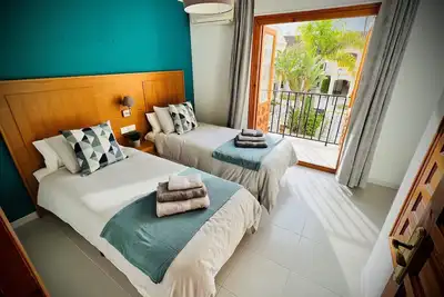Image de Spacious Townhouse less than 100m from Vera beach in stunning grounds