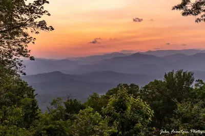 Image de Best Blue Ridge Sunset View in Brevard! Cabin on 12 acres, Firepit, Dogs Welcome