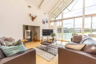 Image de Oak · Oak Lodge - Hm7 -  Hot Tub - Lakeside Spa Property