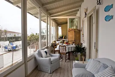 Image de 2 Bedroom Apartment in Viareggio