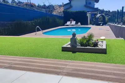 Image de Villa avec piscine privée et vue sur la vallée du Douro – à 10 min de Régua