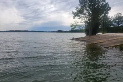 Image de Quiet and secluded rustic\/vintage cabin near Clarks Hill Lake and Lake Russell