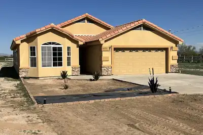 Image de 4br 2ba Harmony House in Rural Buckeye's Rainbow Valley