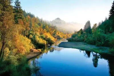 Image de Rivers Breeze | Complimentary wine tasting at Croix included!