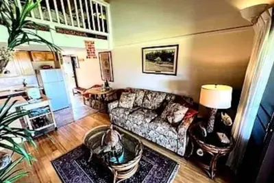 Image de 1-bedroom condo in Maunaloa, just 10 minutes from the beach