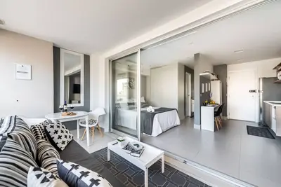 Image de Studio High standard, modern and cozy in the heart of Brooklin.