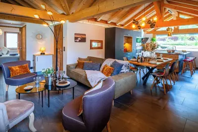 Image de Chalet 65bis - élégant chalet pour 6 entre lac et montagne - Ovo Network