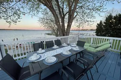 Image de Waterfront Retreat with Private Beach and Amazing View on Chesapeake Bay