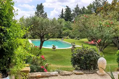 Image de Nouveau en Provence! Charme, proche Uzès, beaux Jardins et Piscine, Mas du 18ème environ, A\/C