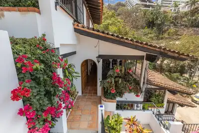 Image de Beautiful Condo at Amapas with Tropical View 2bd Condo for rent in Conchas China