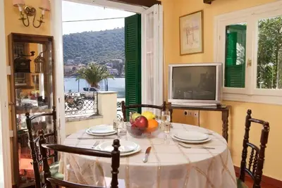 Image de Villa Pergantini few Meters From the Sea! !