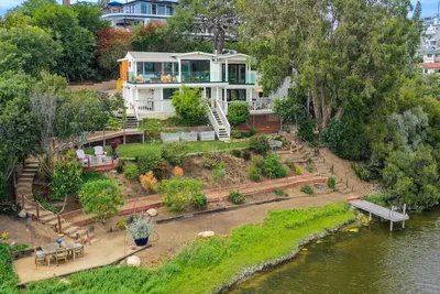 Image de 🏖️ Welcome to the Cardiff Sea Haus: Luxury Waterfront Retreat with Panoramic Ocean Views 🌊