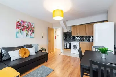 Great Central Location 1 Br Apt*Fast Reliable Wifi