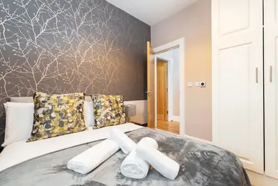 Image de Refurbished 2 Bed Apt With Garden Fast Wifi & Tv