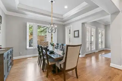 Image de New Atx Lux  King Beds  Close to Ut and Downtown