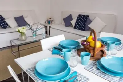 Venice Lido apartment with terrace and canal view. Very central area
