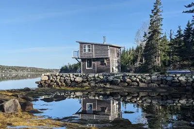 Image de Boathouse Forested Oceanside Retreat