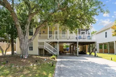 Image de Soulshine - Oki spacious family home, short walk to beach, park, and shops