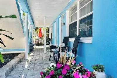 Come and enjoy Beachside villa suite #2   Steps from Beach