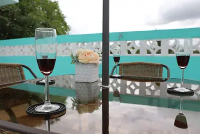 Image de Home Away From Home. Air-Cond. Pool. Close To Airport.