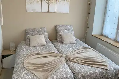 Image de Appartement entier 2 chambres 2 salles de bain, internet fibre, Netflix.