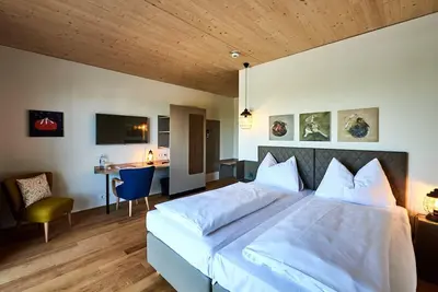 Image de Doppelzimmer Seeseite, Dusche, Wc - Hotel Katamaran