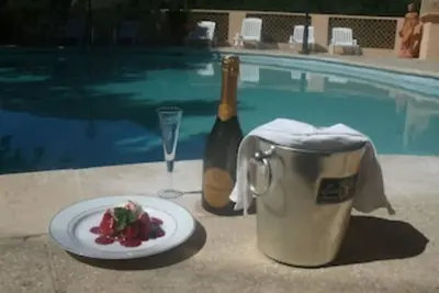 Image de Les Amandiers, Les Résidences du Bellevue, Avec Piscine et Terrasse 24 m²
