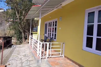 Image de A serene Home Stay in the Himalayan village near Narkanda