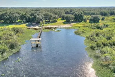Image de Lake Kissimmee Lakefront in 4500 acre State Forest