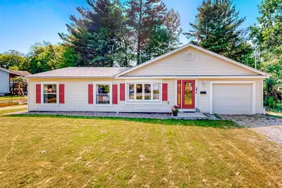 Image de Relaxing home with gas grill, washer/dryer, Tv, kitchenette - close to mall