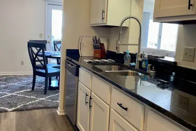 Image de Beautiful 2 Bedroom 2 Bath Residence On The River