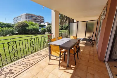 Image de Appartement 3 Pieces climatisé avec piscine dans la résidence et parking privé