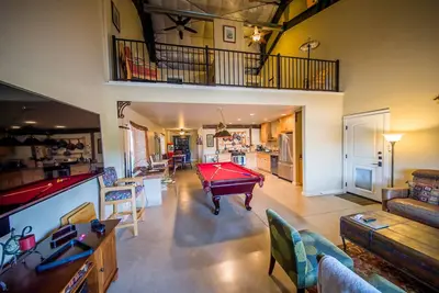 Image de Majestic 3 Bed, 2 story loft/majestic farm in Paso Robles