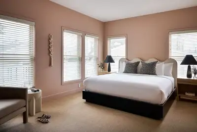 Image de The Neighborhood Hotel - New Buffalo 100 - King + Bunk Beds
