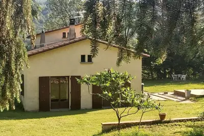 Image de villa au pied du canigou dans un village avec toutes les commodites